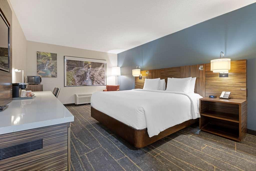 The Lux Hotel & Conference Center, Ascend Hotel Collection Waterloo Quarto foto